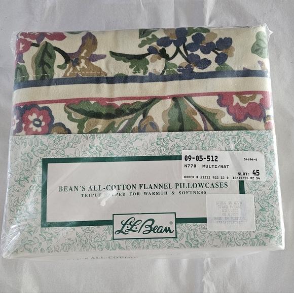 L.L. Bean Other - L.L.Bean All Cotton SOFT Flannel Pillowcases 1995 New in Pkg WILDWOOD Portugal